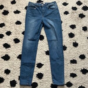 California Vintage Juniors jeans size 7 blue wash skinny jeans